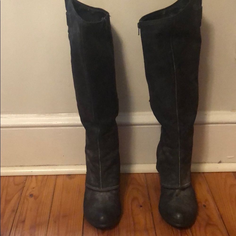 Gray Fergie Ledger Boots